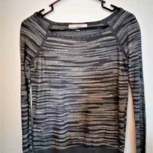LOFT Black and Grey Heathered Sweater Size Small